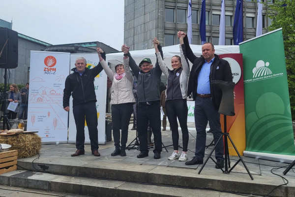 To sta dva pogoja, da kmetje sploh začnejo pogajanja